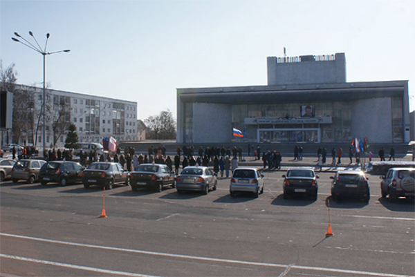 8 марта 2014 года на площади им. Ленина пройдет конкурс «Автоледи Орел-2014»
